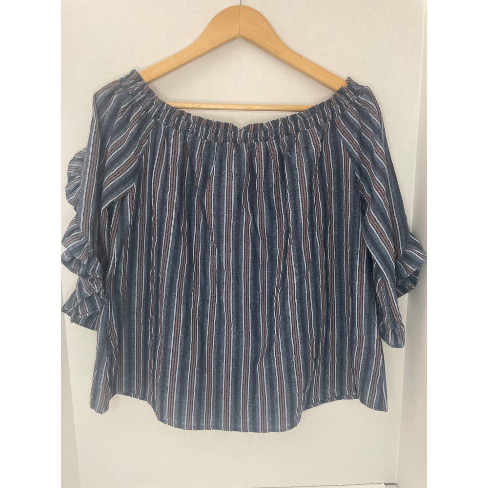 Hem & Thread Blanket Stripe Cold Shoulder Button Top Size Small - Picture 3 of 9
